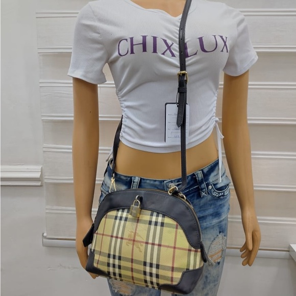 Burberry Handbags - Burberry haymarket crossbody bag